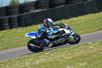 anglesey-no-limits-trackday;anglesey-photographs;anglesey-trackday-photographs;enduro-digital-images;event-digital-images;eventdigitalimages;no-limits-trackdays;peter-wileman-photography;racing-digital-images;trac-mon;trackday-digital-images;trackday-photos;ty-croes